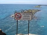 [Photo of warning sign]