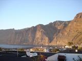 [Photo of cliffs of Los Gigantes]